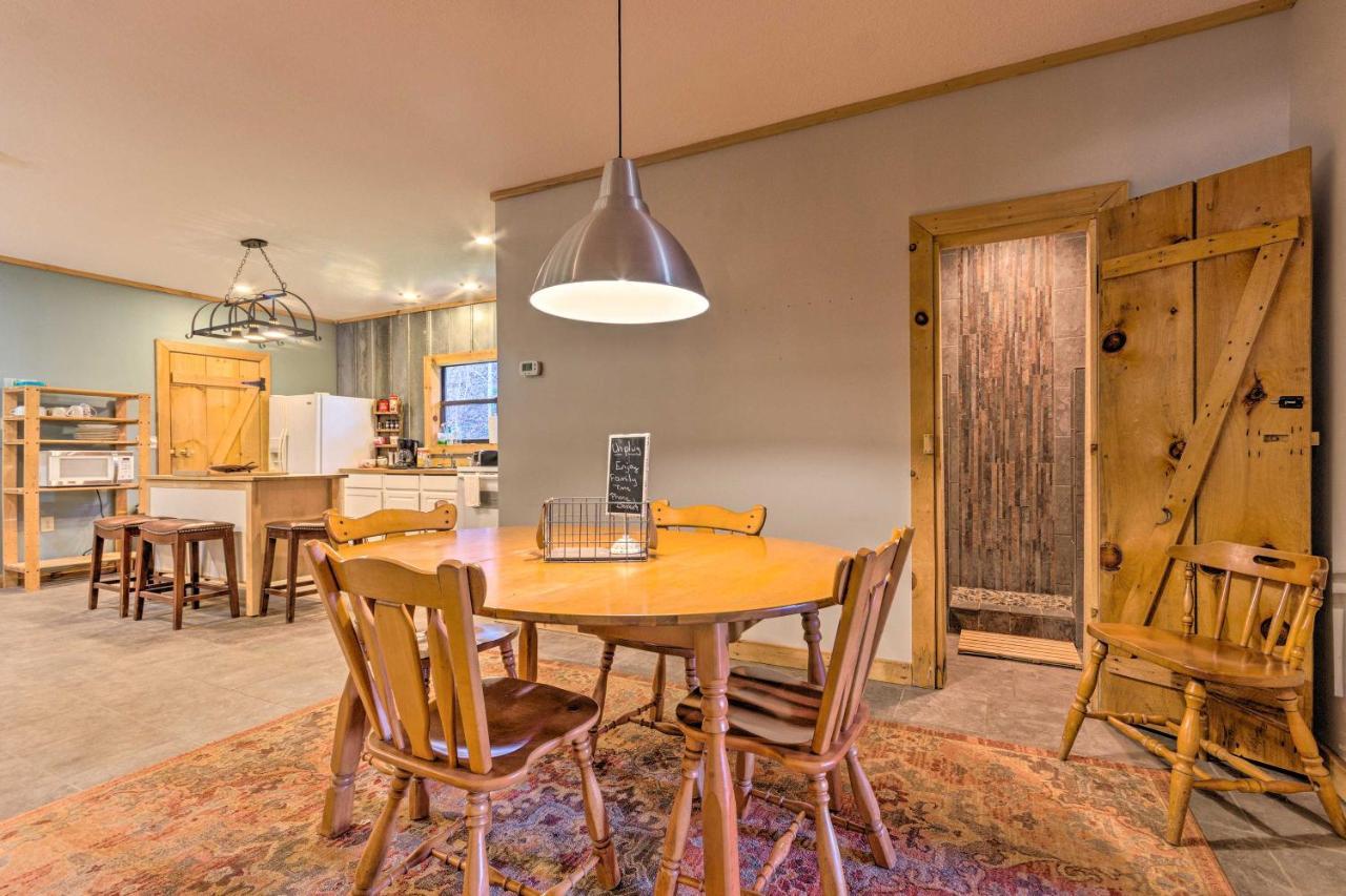 Pet-Friendly Blue Ridge, Cherokee Forest Retreat! Greeneville Exterior photo