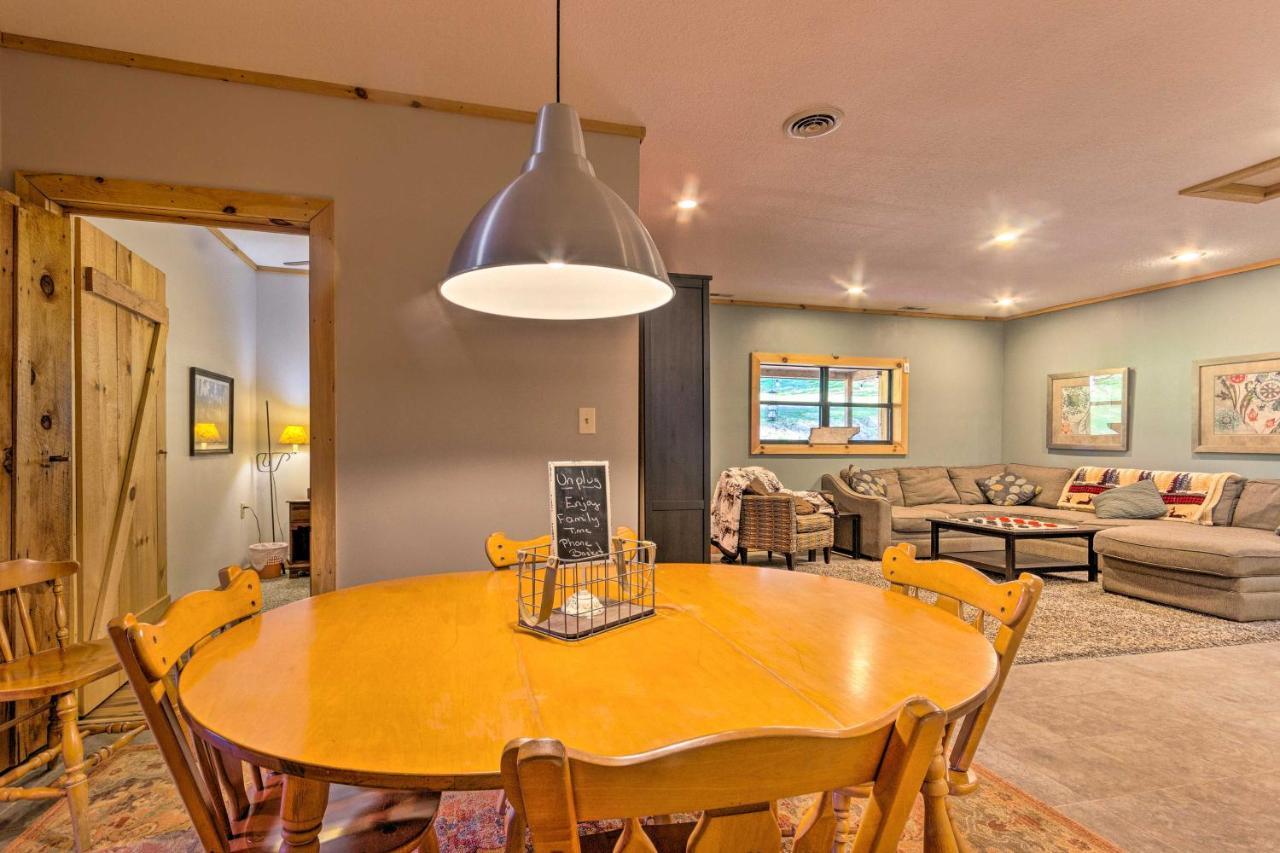 Pet-Friendly Blue Ridge, Cherokee Forest Retreat! Greeneville Exterior photo