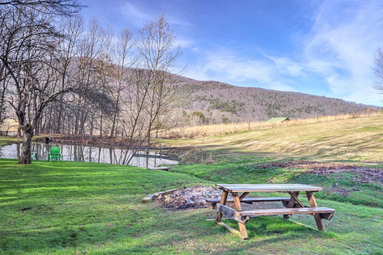 Pet-Friendly Blue Ridge, Cherokee Forest Retreat! Greeneville Exterior photo