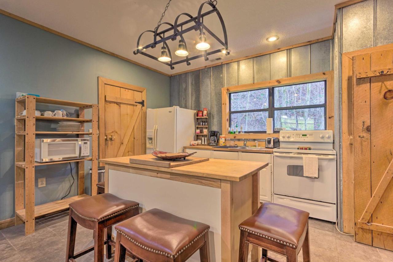 Pet-Friendly Blue Ridge, Cherokee Forest Retreat! Greeneville Exterior photo