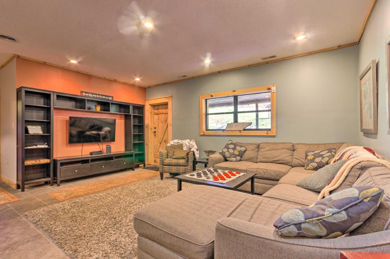Pet-Friendly Blue Ridge, Cherokee Forest Retreat! Greeneville Exterior photo